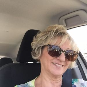 Meet your Posher, Viviana